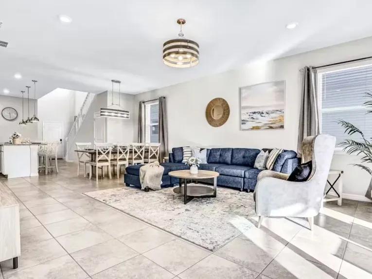 Windsor Island (24923) 6-bedroom Villa in Davenport