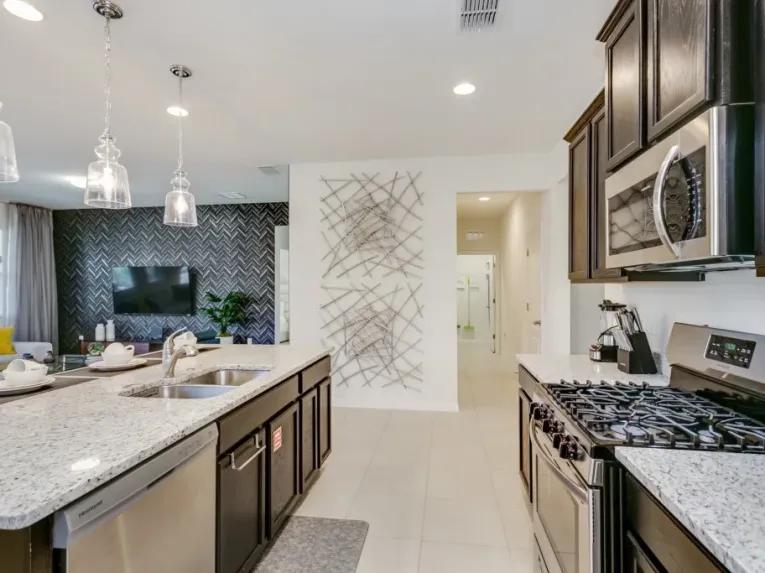 Solterra (3578) 6-bedroom Villa in Davenport