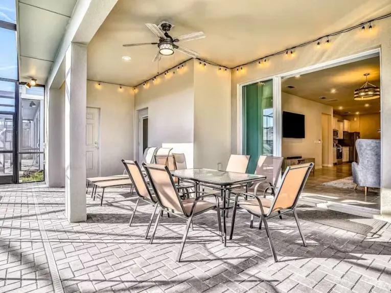 Windsor Island (24923) 6-bedroom Villa in Davenport