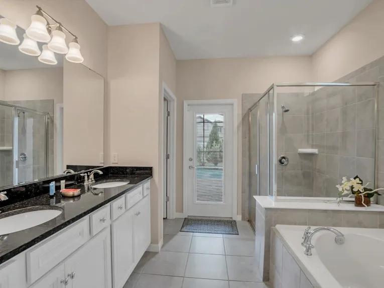 Solterra (27429) 6-bedroom Villa in Davenport