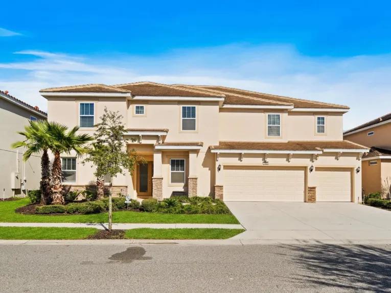 Solterra (29416) 14-bedroom Villa in Davenport